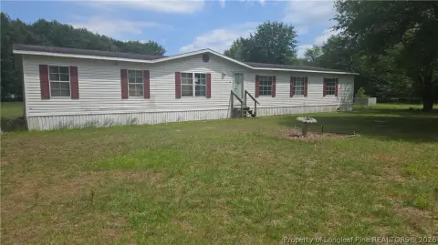 Duplex with Two Mobile Homes