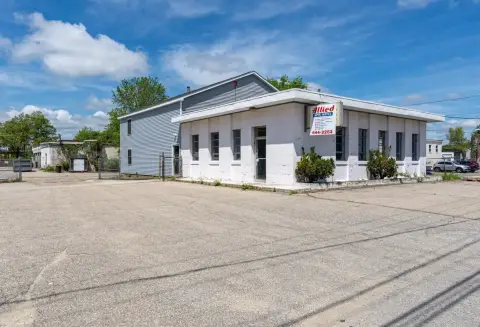 Functional Commercial Space in Manchester