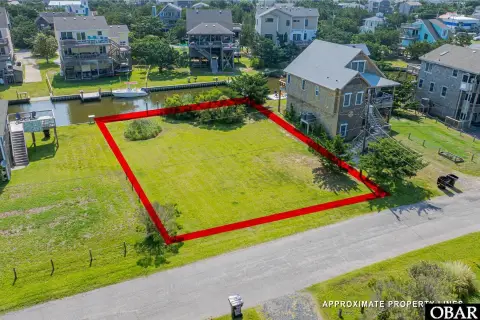Waterfront Canal-Front Land