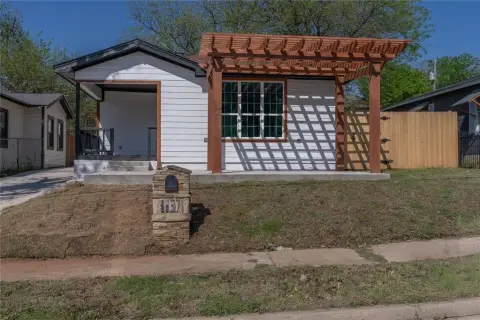 Renovated Triplex with Private Entrances