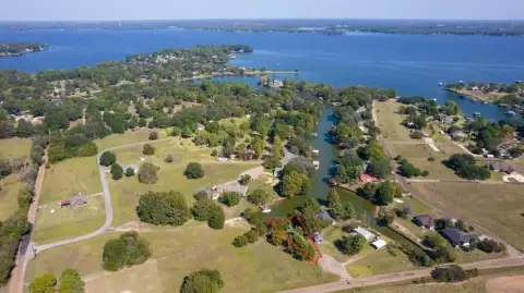 Waterfront Land in Trinidad, TX