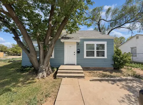 Triplex with Vacant Unit
