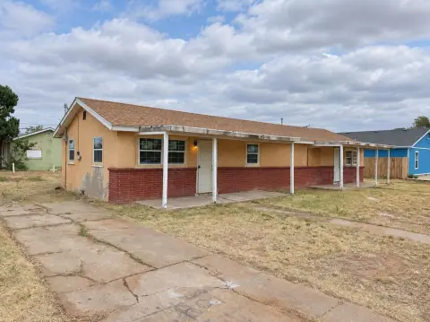 Updated Duplex with Vacant Unit