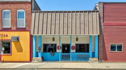 Downtown Multi-Use Commercial Building