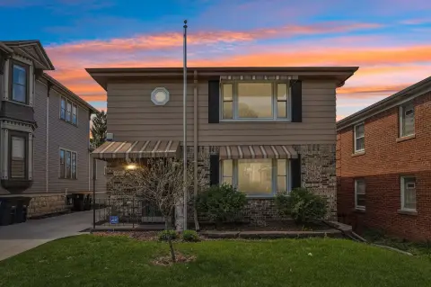 Milwaukee Duplex with Inground Pool