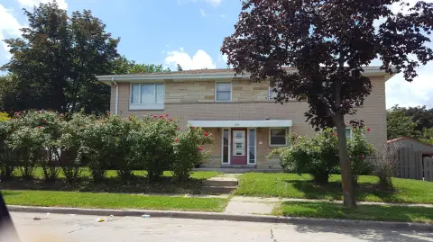 Well-Maintained Milwaukee Three-Family Building