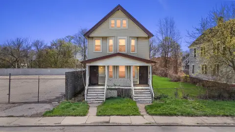 Detroit Duplex with Investment Potential