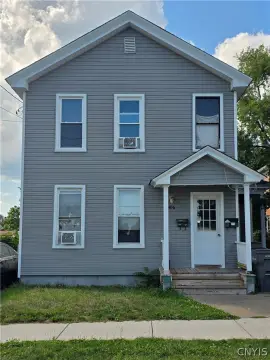 Duplex with Garage