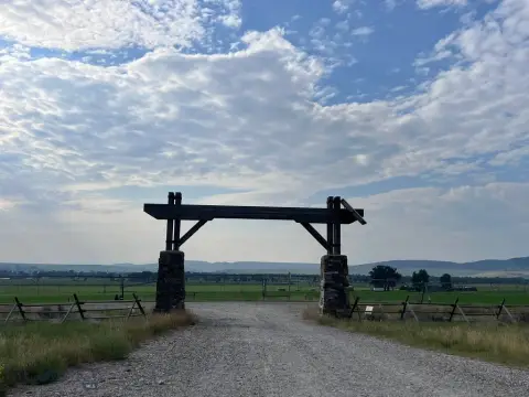 Mountain-View Home Lot