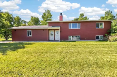 Duplex on Corner Lot with Garage