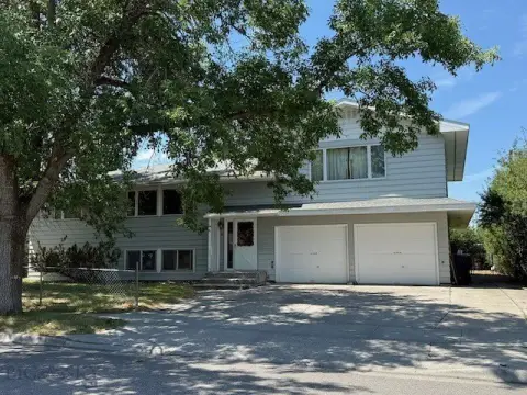 Duplex with Private Deck