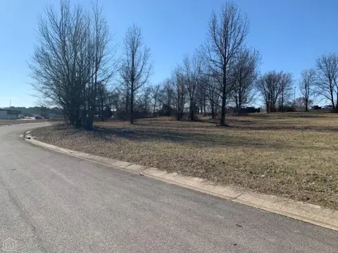 Corner Lot Zoned C-5