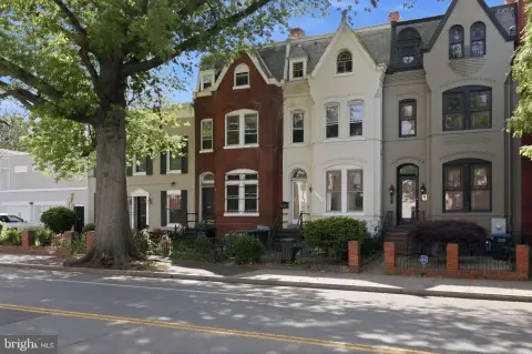 Victorian Rowhouse with Two Apartments