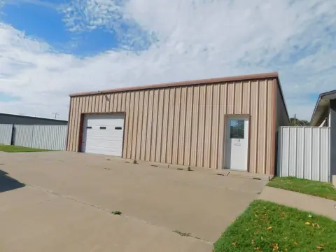 Flex Space with Rear Yard