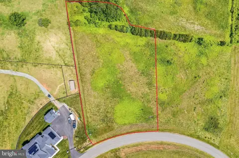 Residential Homesite with Public Water