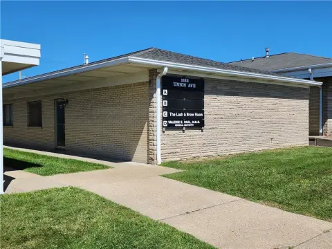 Harrison Twp Office For Rent