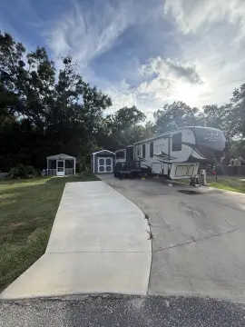 Corner RV Resort Site