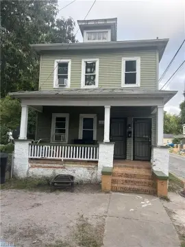 Portsmouth Duplex on Oversized Lot