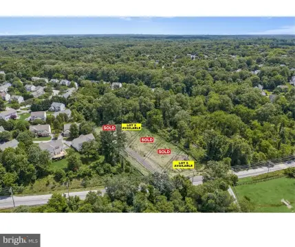 Residential Lot in Exclusive Subdivision