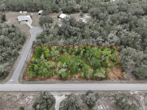 Spacious Homesite in Crystal River