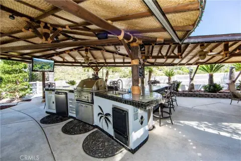 Entertainer's Lot in Gated Resort