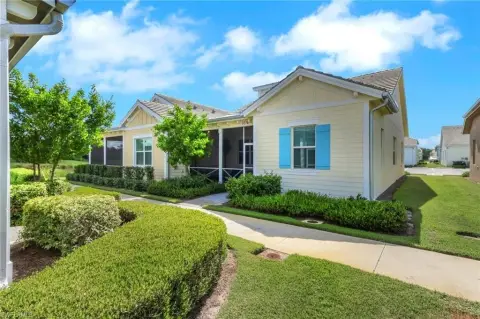 Single-Family Cottage in Gated Community