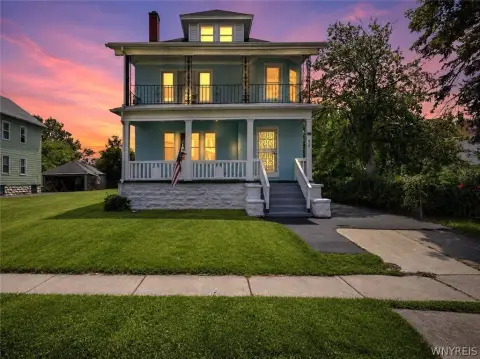 Updated Multifamily with Attached Lot