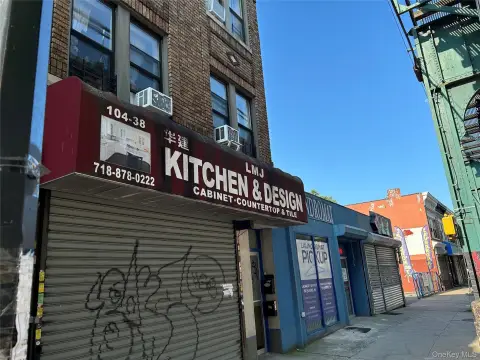 Richmond Hill Mixed-Use Investment