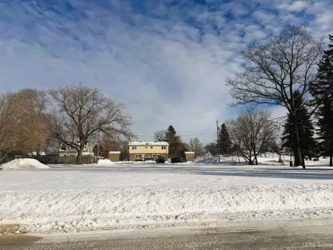 Residential Land in Kingsford, MI