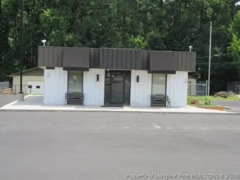 NNN Commercial Space for Lease