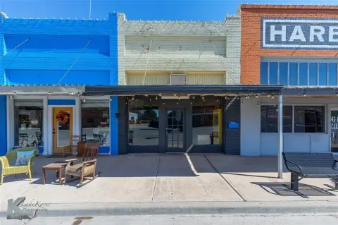 Historic Storefront in Hamlin, Texas