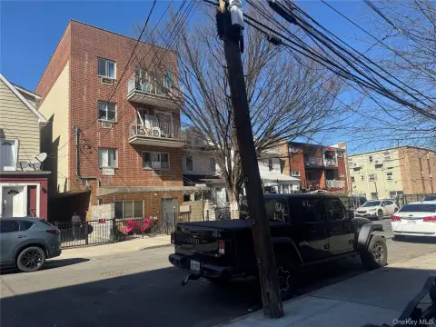 Multifamily Property Near Flushing Meadows
