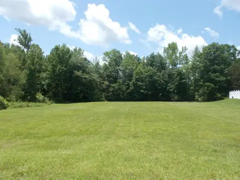 Residential Lot in Camden, TN