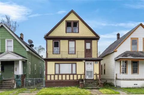 Multifamily House in Buffalo, NY