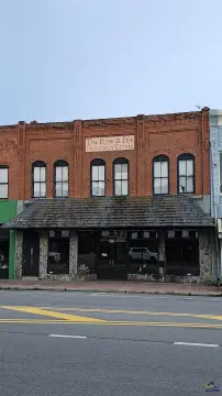 Restaurant Building with Kitchen and Bar