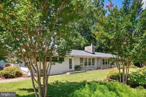 Ranch Triplex with Detached Garage