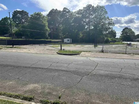 Level Lot Near I-59