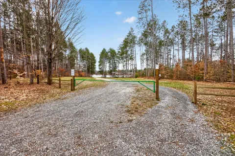 Land in Quiet Stanwood Setting