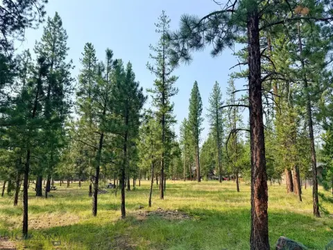 Near-Level Building Lot Outside Town
