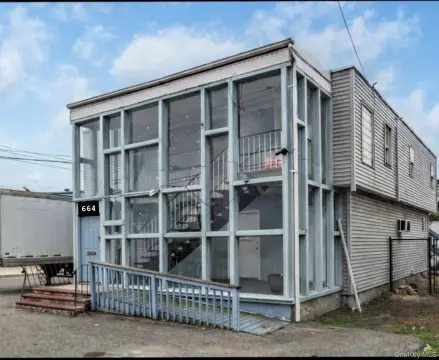 Brentwood Commercial Office Space