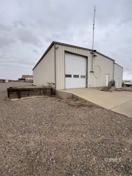 Industrial Park Commercial Building For Sale