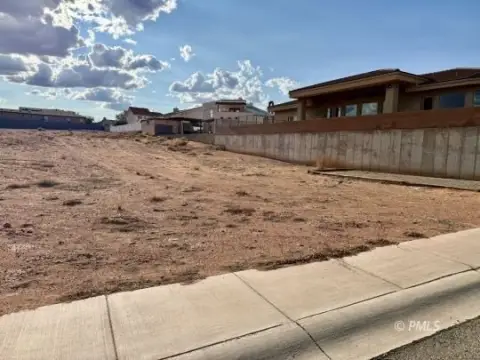 Residential Lot with Mountain Views