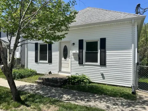 Frankfort Duplex with Adjoining Lot
