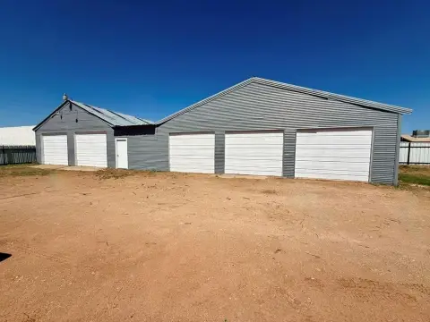 Warehouse with Bay Doors