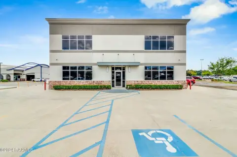 Flex Space with Overhead Doors