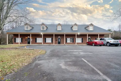 Upstairs Office Suite on Highway 129