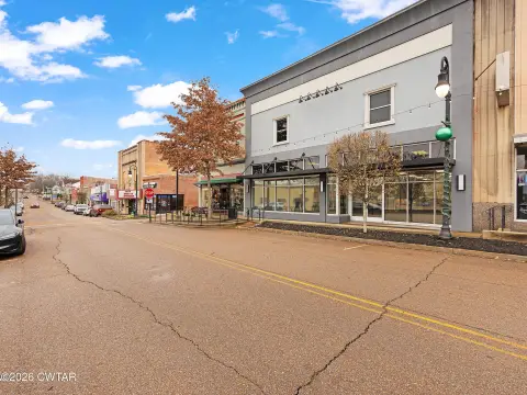 Renovated Commercial Space in Milan