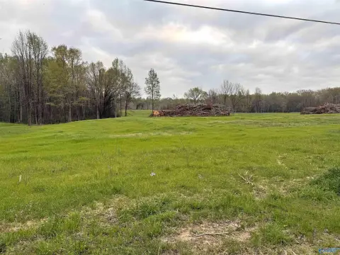 Land in Athens, Alabama