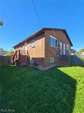 Brick 3-Unit Triplex