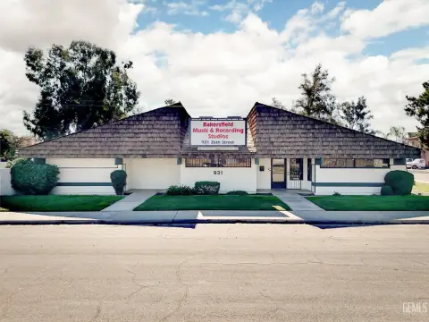 Mixed-Use Property with Music Studio
